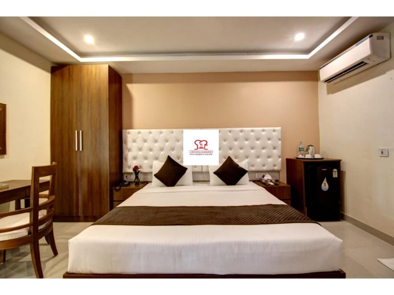Abhiram Homestay Κχατζουράχο Εξωτερικό φωτογραφία